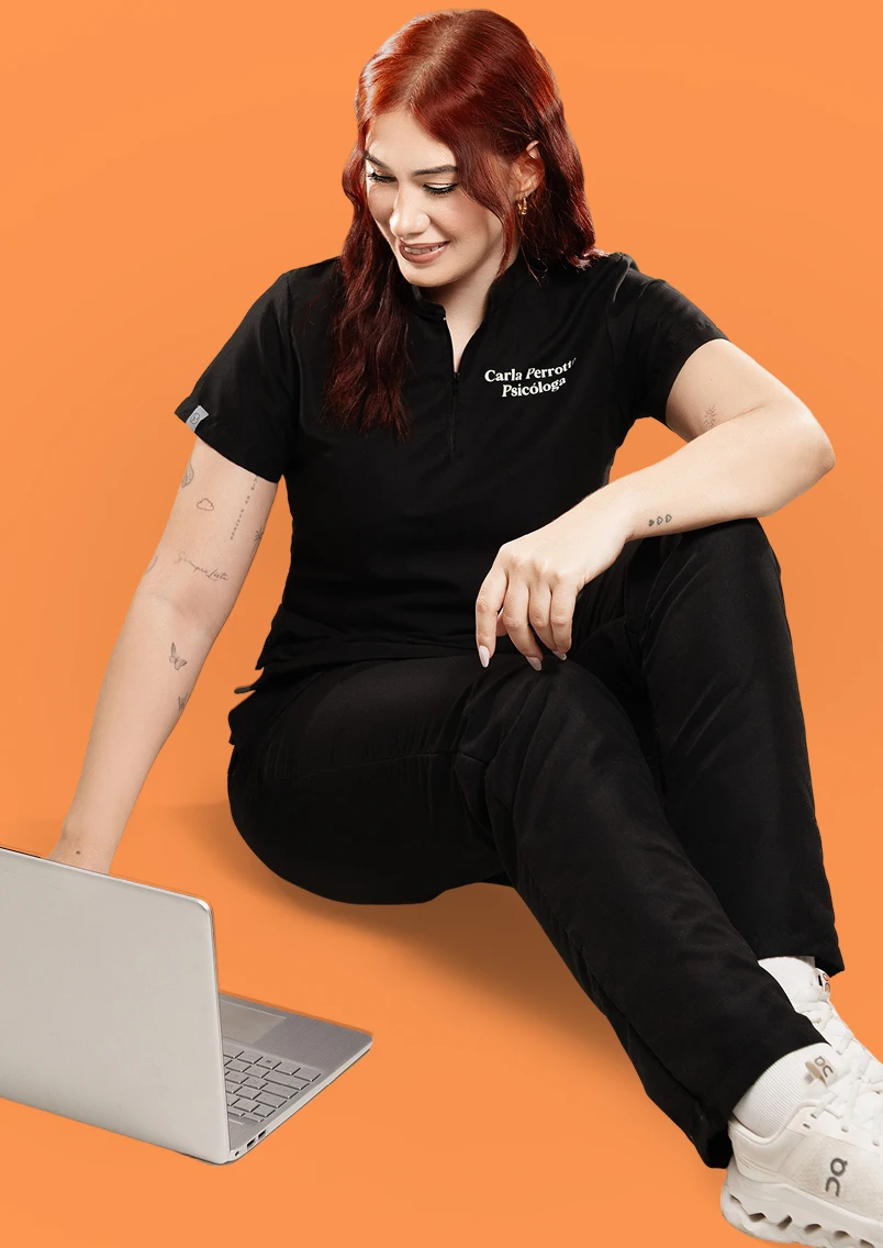 Carla Perrotta con laptop